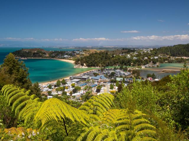 The Glass House - Kaiteriteri Holiday Home