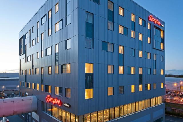 Hampton by Hilton London Gatwick Airport