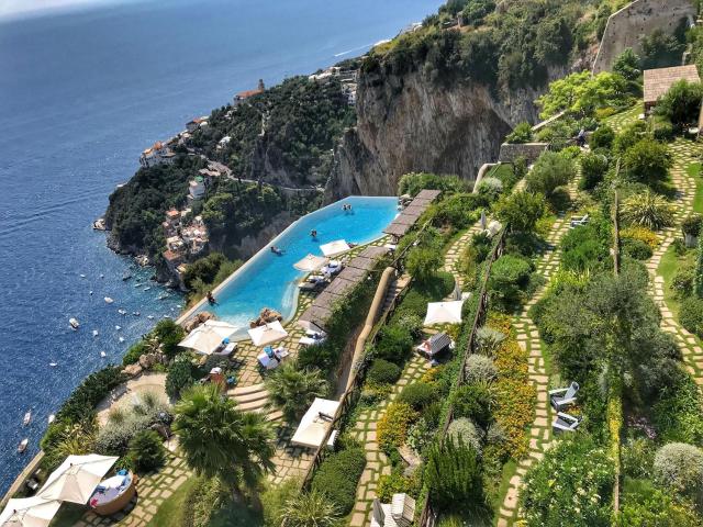 Monastero Santa Rosa Hotel & Spa