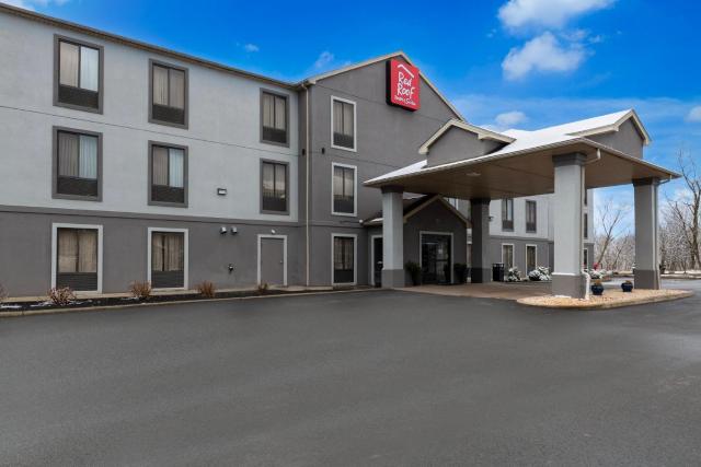 Red Roof Inn & Suites Bloomsburg - Mifflinville