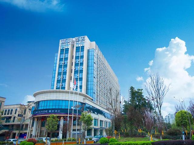 Lavande Hotel Mianyang Santai North Passenger Transport Center Binjiang Park