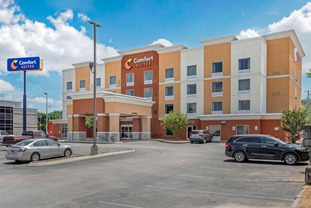 Comfort Suites East