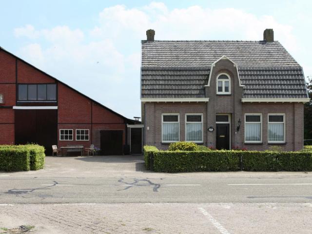 Tranquil Farmhouse near Forest in Ulicoten with Terrace