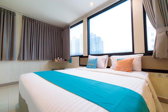 Sans Hotel Liv Ancol by RedDoorz