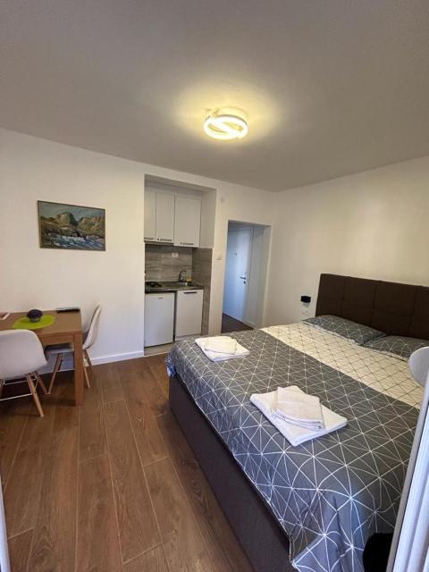 Apartmani Perovic