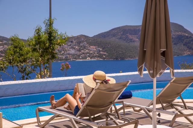 Kalkan Saray Suites Hotel