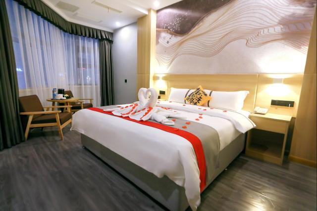 JUN Hotels Sichuan Suining Chuanshan District Heping Road