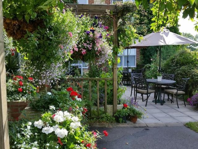 Bolingbroke Arms & Hotel