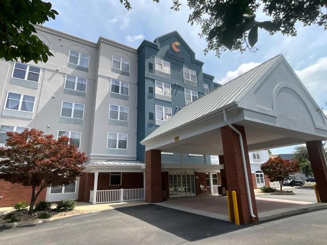 Comfort Inn & Suites Virginia Beach - Norfolk Airport