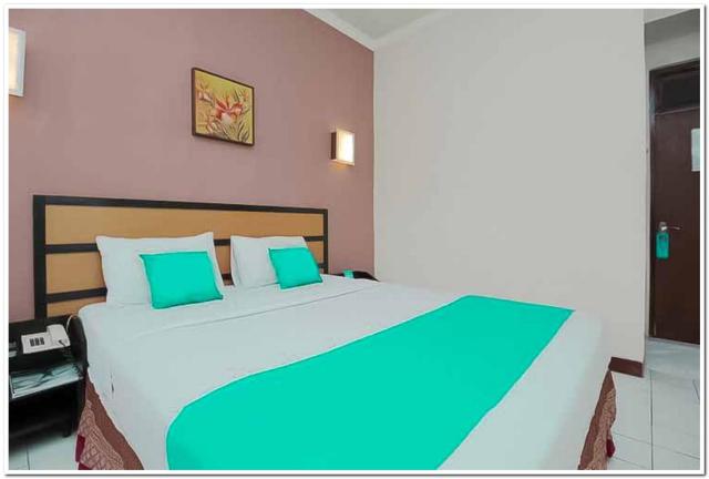 Hotel Lestari Near Lippo Plaza Mall Jember Mitra RedDoorz