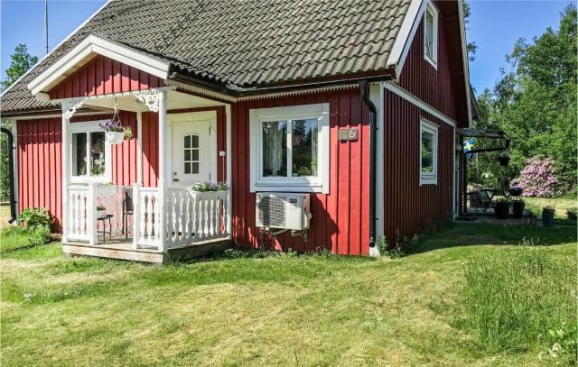 Awesome Home In Holmsjö With Ethernet Internet