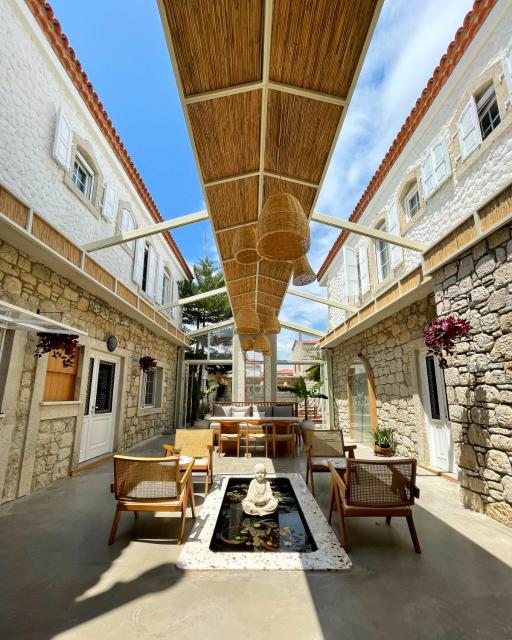 Monk Hotel Alaçatı