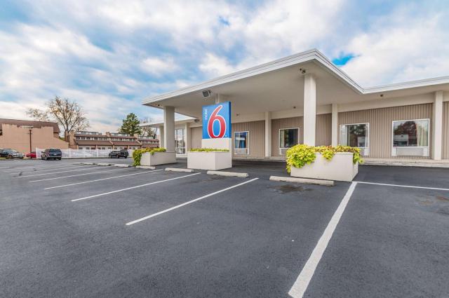 Motel6 Winchester, VA