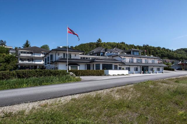 Aursnes Hotell