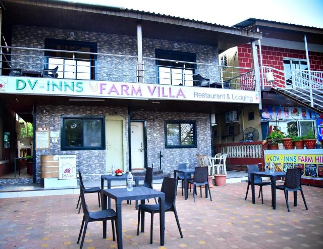 DV INNS FARMVILLA - Besides Strawberry Farms