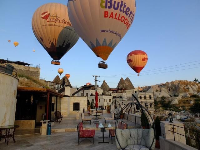 Balloon Cave Hotel