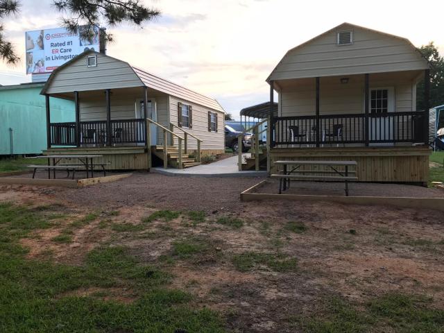 Kickapoo Shores Waterfront Cottages