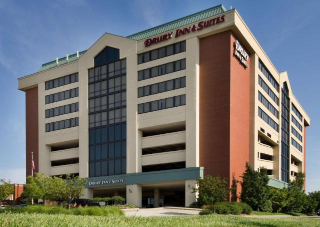 Drury Inn & Suites St. Louis Creve Coeur