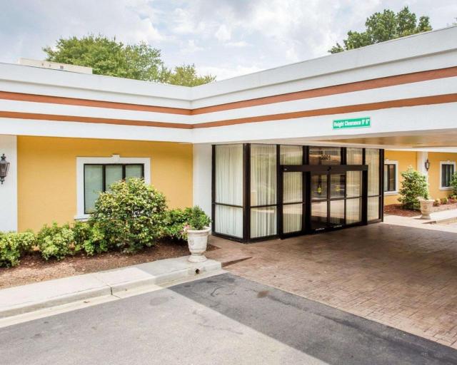 Budgetel Inn & Suites Atlanta