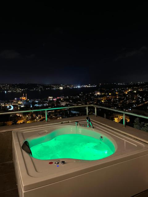 Class Hotel Bosphorus With Jacuzzi