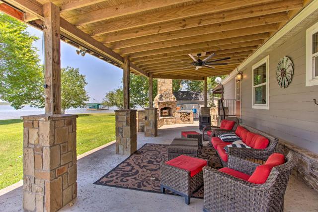 Lakefront Retreat with Dock, Bar Hut and Fireplace!