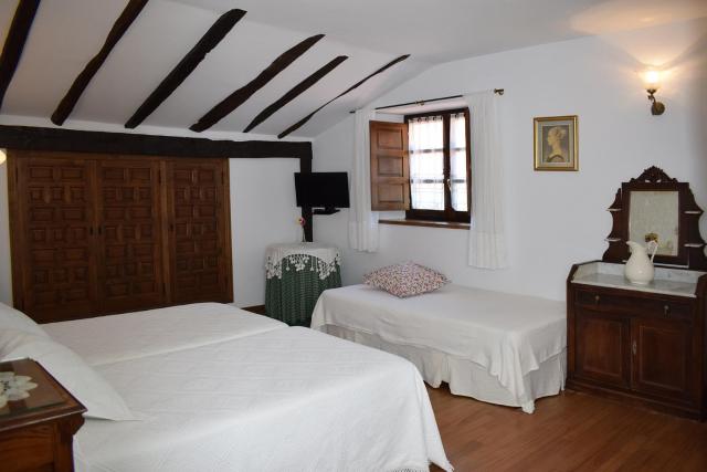 Habitaciones Casona De Linares