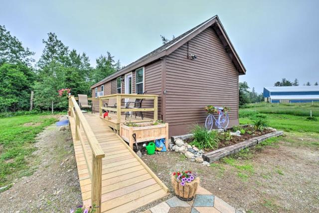 Historic Cottage on Horse Farm FirePit and BBQ