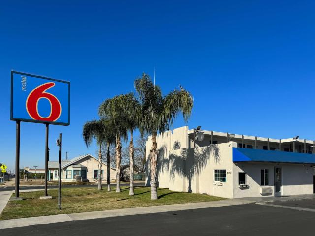 Motel 6-Delano, CA