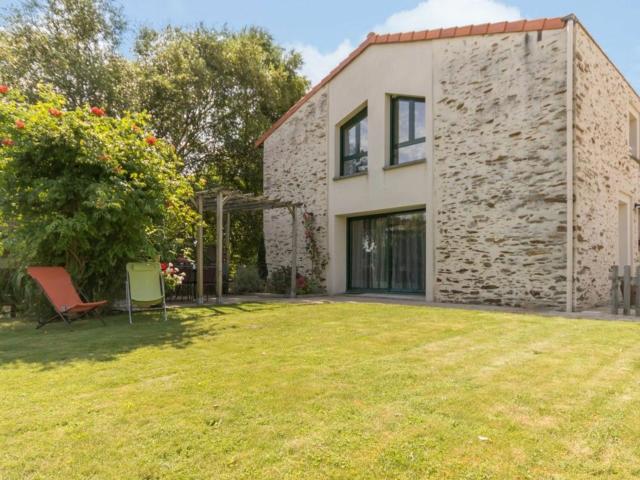 Charmante maison rénovée à 300m de la Loire avec jardin, terrasse, WiFi et équipements bébé - FR-1-306-815