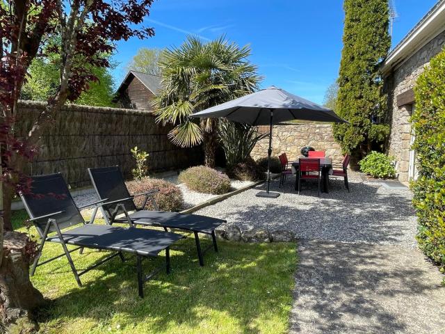 Gîte Charmant avec Cheminée, Jardin Clos et Equipements Bébé à Proximité de la Côte - FR-1-306-842