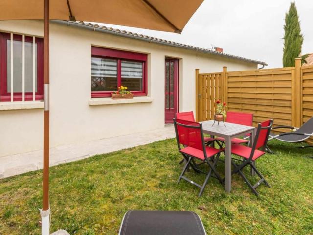 Gîte rénové avec terrasse et jardin à Clisson, proche gare, commerces, restaurants et vignoble nantais - FR-1-306-900