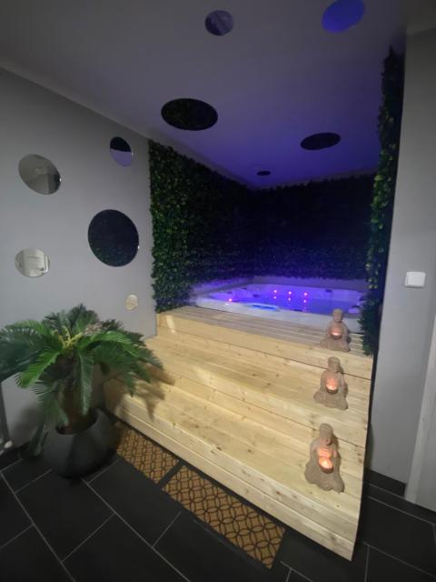 WELLNESS APARTMÁN KAROLÍNA