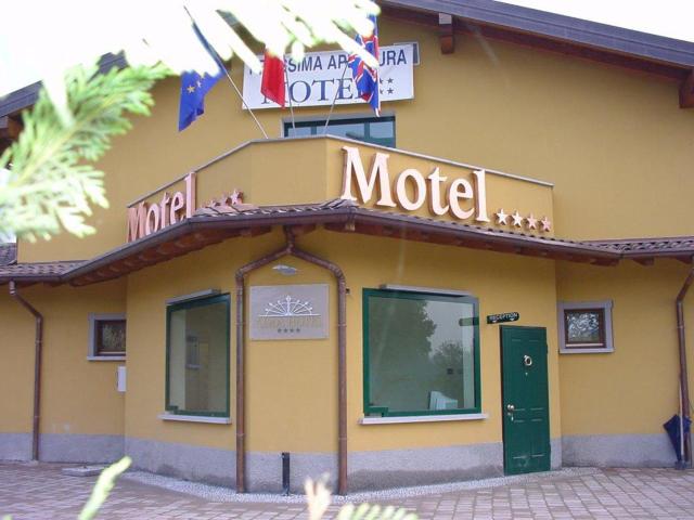 Hotel Adda