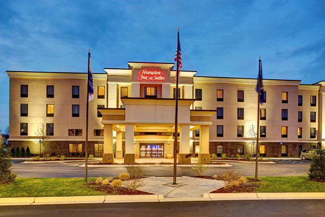 Hampton Inn & Suites Lansing West