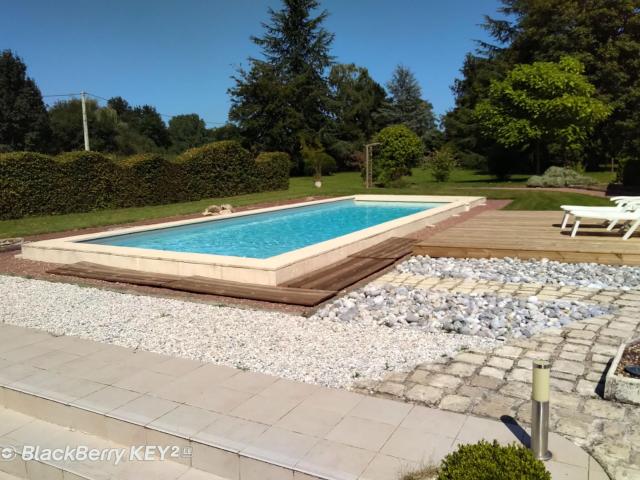 Gîte calme avec piscine chauffée, cheminée, salle de jeux et vélos - parfait pour familles et amis - FR-1-410-141