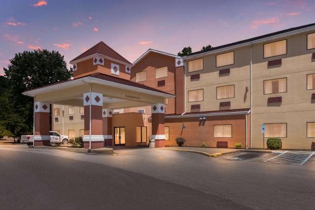 Best Western Logan Inn