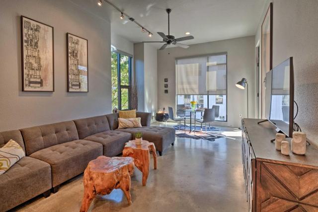 Urban Escape in SoLA with Private Patio!