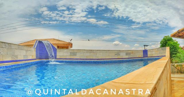 Casa com piscina - 3 quartos - Centro