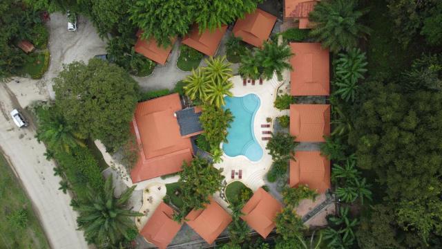 Hotel Ritmo Tropical - Pool and Breakfast