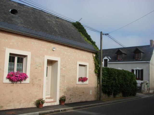 Charmante maison de bourg avec cour et Wi-Fi, à 25 km du Mans, produits locaux offerts - FR-1-410-187