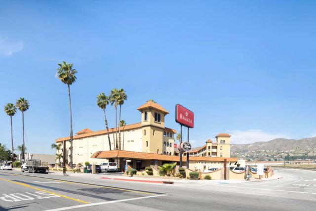 Ramada by Wyndham Burbank Airport