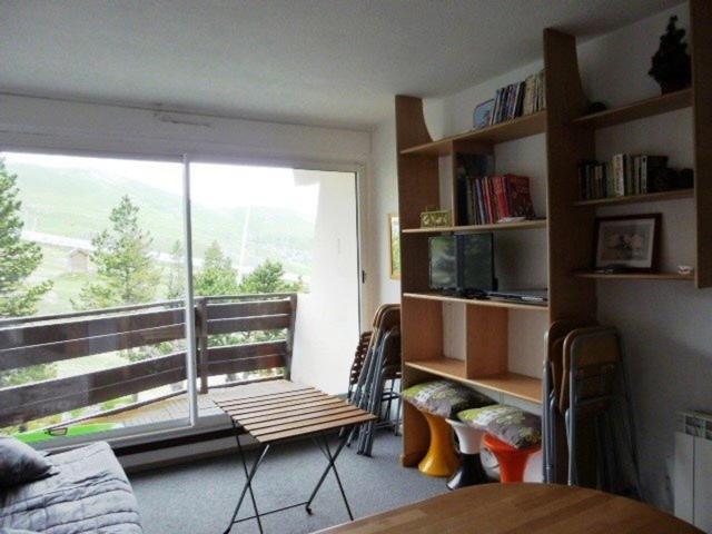 Studio 6 pers avec accès direct pistes, balcon et parking gratuit - FR-1-602-22