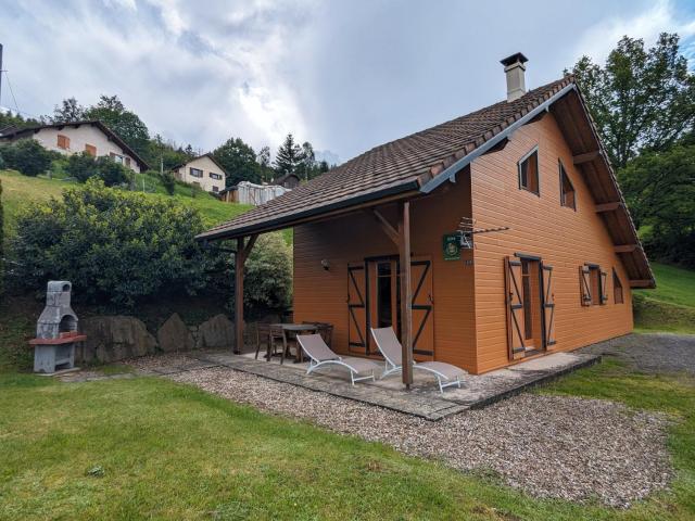 "Chalet Confort 3 Chambres avec Cheminée au Cœur des Vosges, près de Colmar et Route des Crêtes" - FR-1-589-267