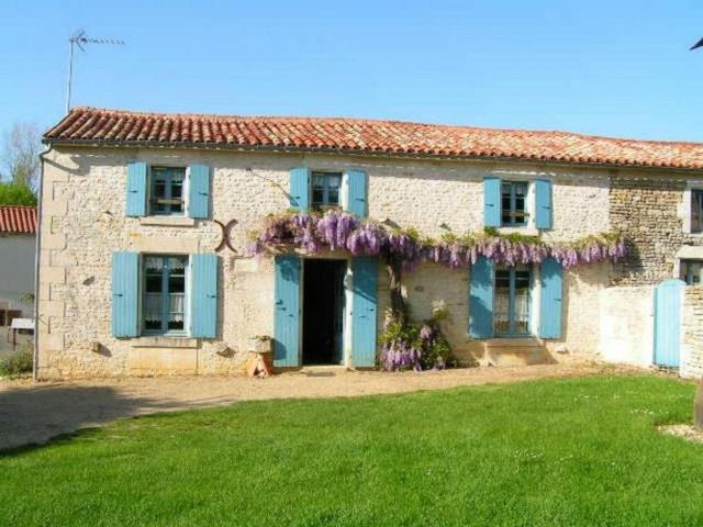 Maison de charme avec WiFi au cœur du Marais Poitevin, jardin clos, barque et vélos, 4 chambres - FR-1-426-146