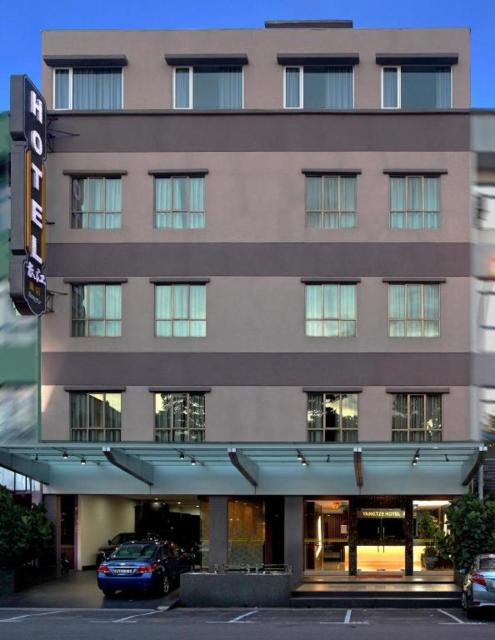 YANGTZE HOTEL 长江酒店