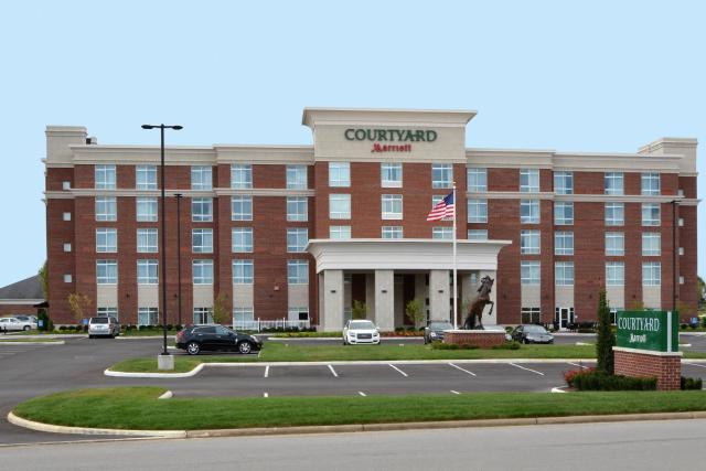 Courtyard by Marriott Youngstown Canfield