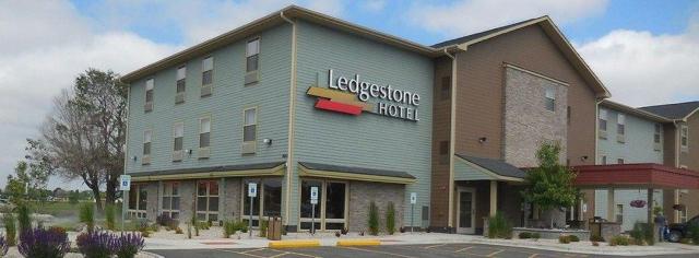 Ledgestone Hotel Billings