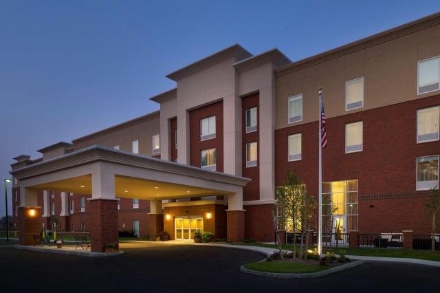 Hampton Inn & Suites Syracuse/Carrier Circle