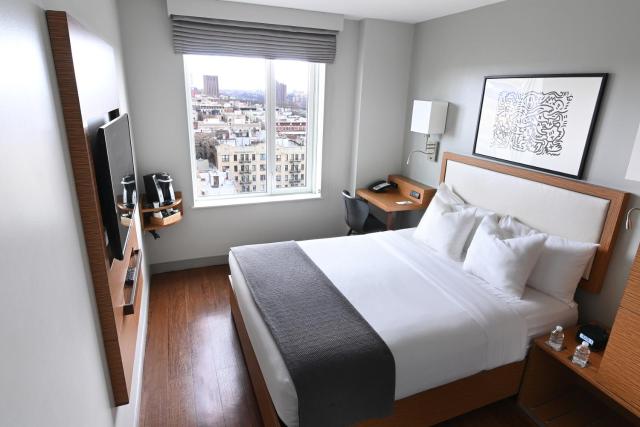 Edge Hotel Washington Heights