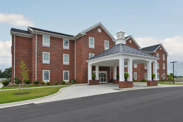 Appomattox Inn and Suites